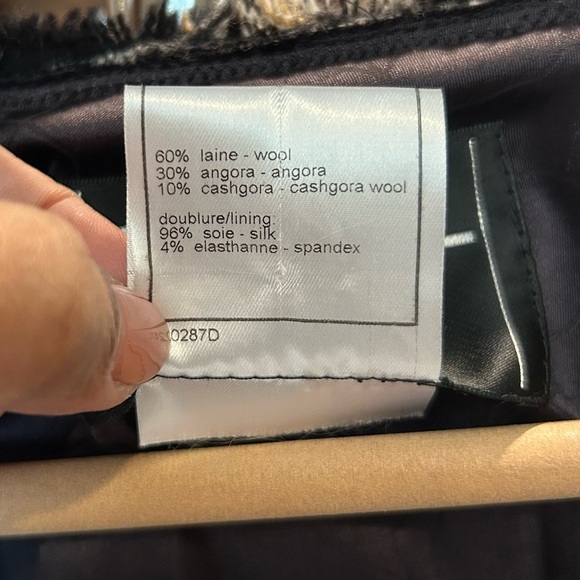 Chanel VINTAGE Fall 2005 Tweed Crop Jacket Sz 10 Wool Blend Open Front Blazer - Picture 11 of 11